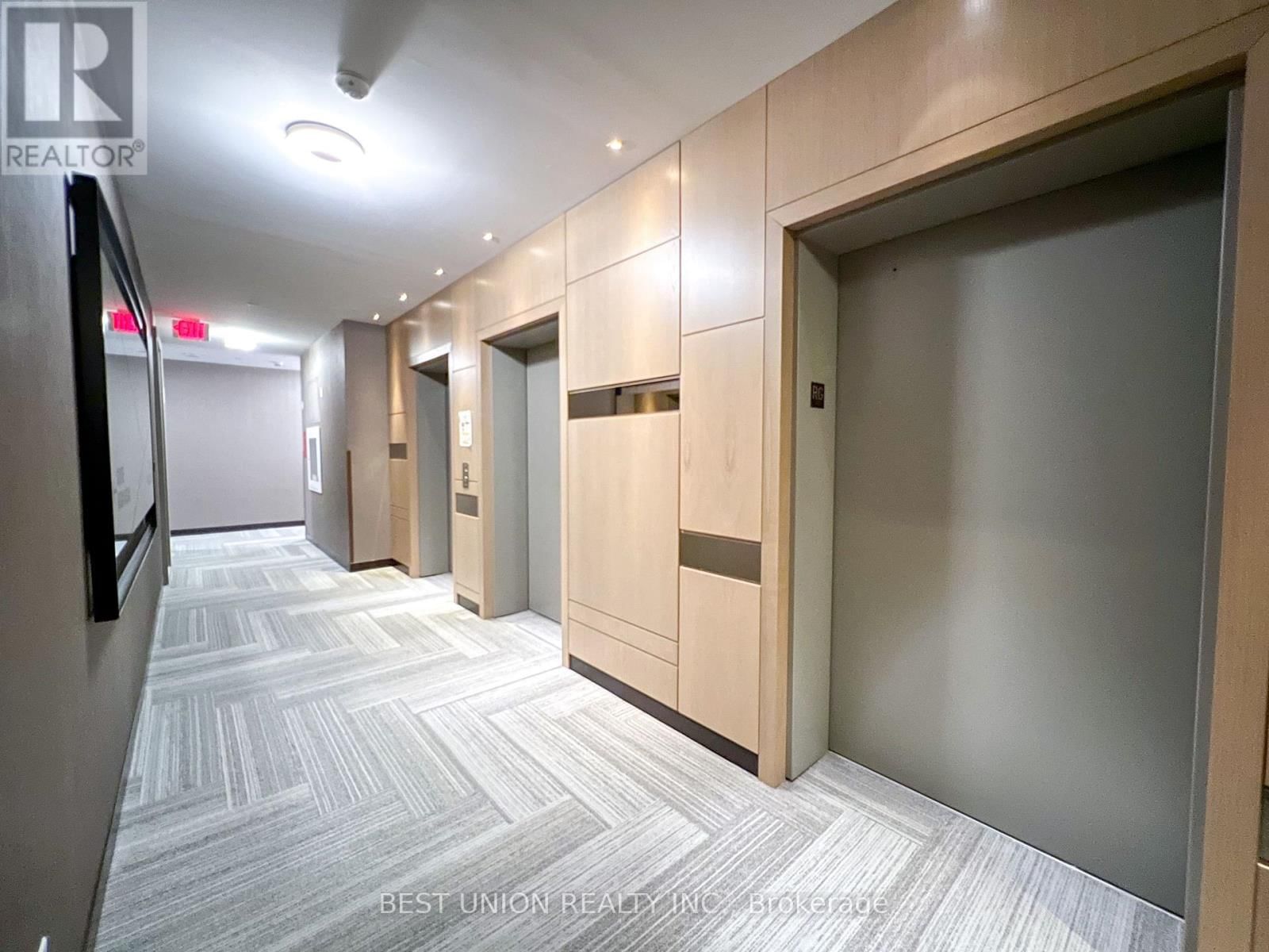 RG08 - 18 UPTOWN DRIVE Image 3