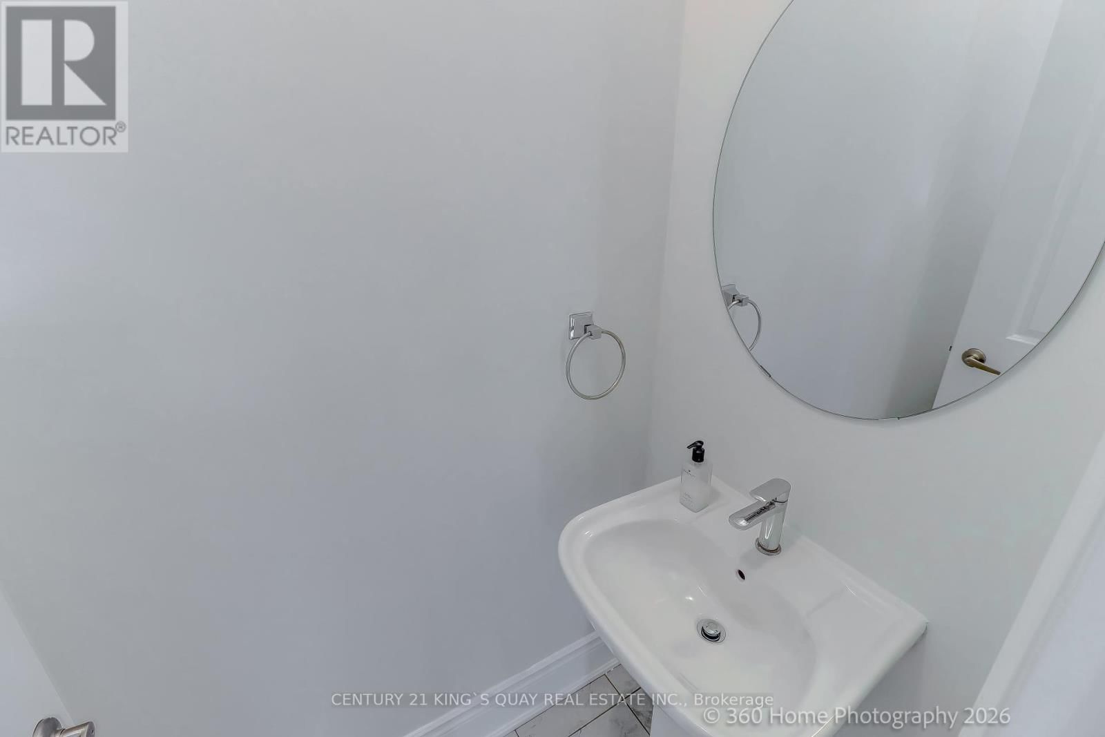 9 GREYWACKE STREET Image 14