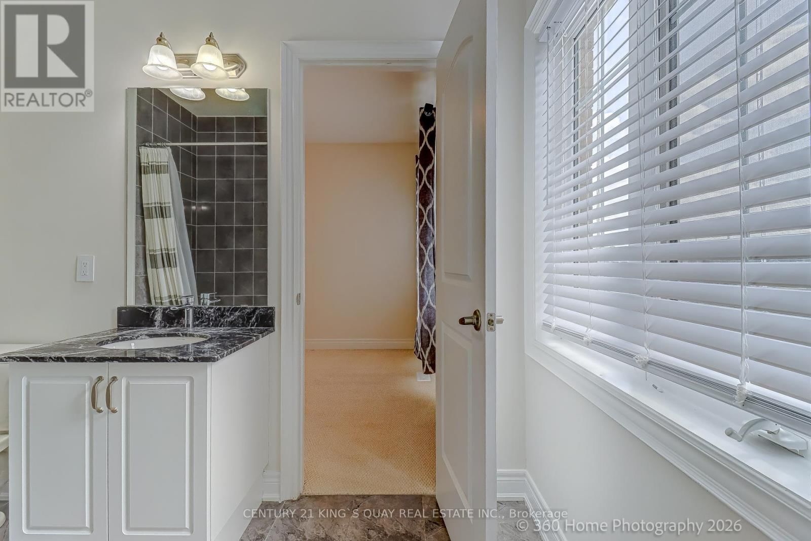 9 GREYWACKE STREET Image 18