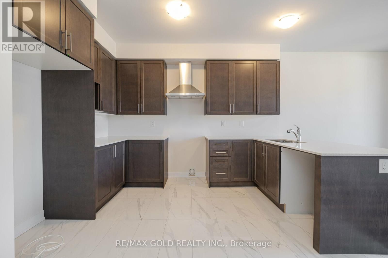 59 MIKAYLA LANE Image 21