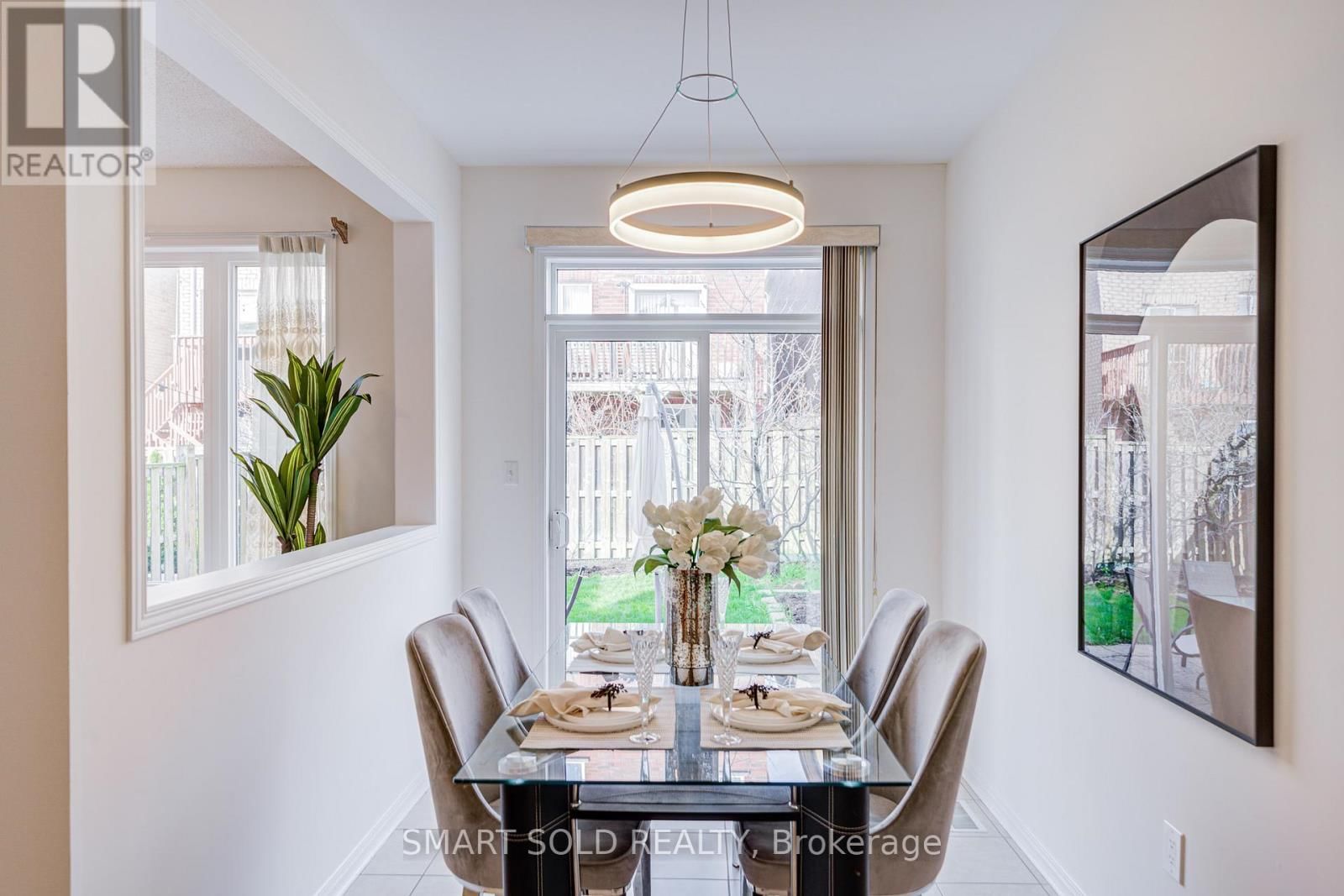 28 CATALPA CRESCENT Image 16