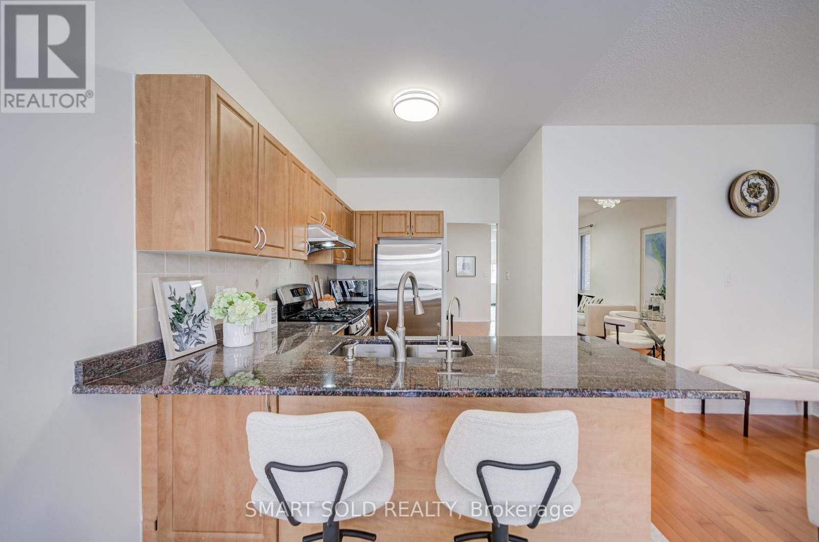 28 CATALPA CRESCENT Image 18