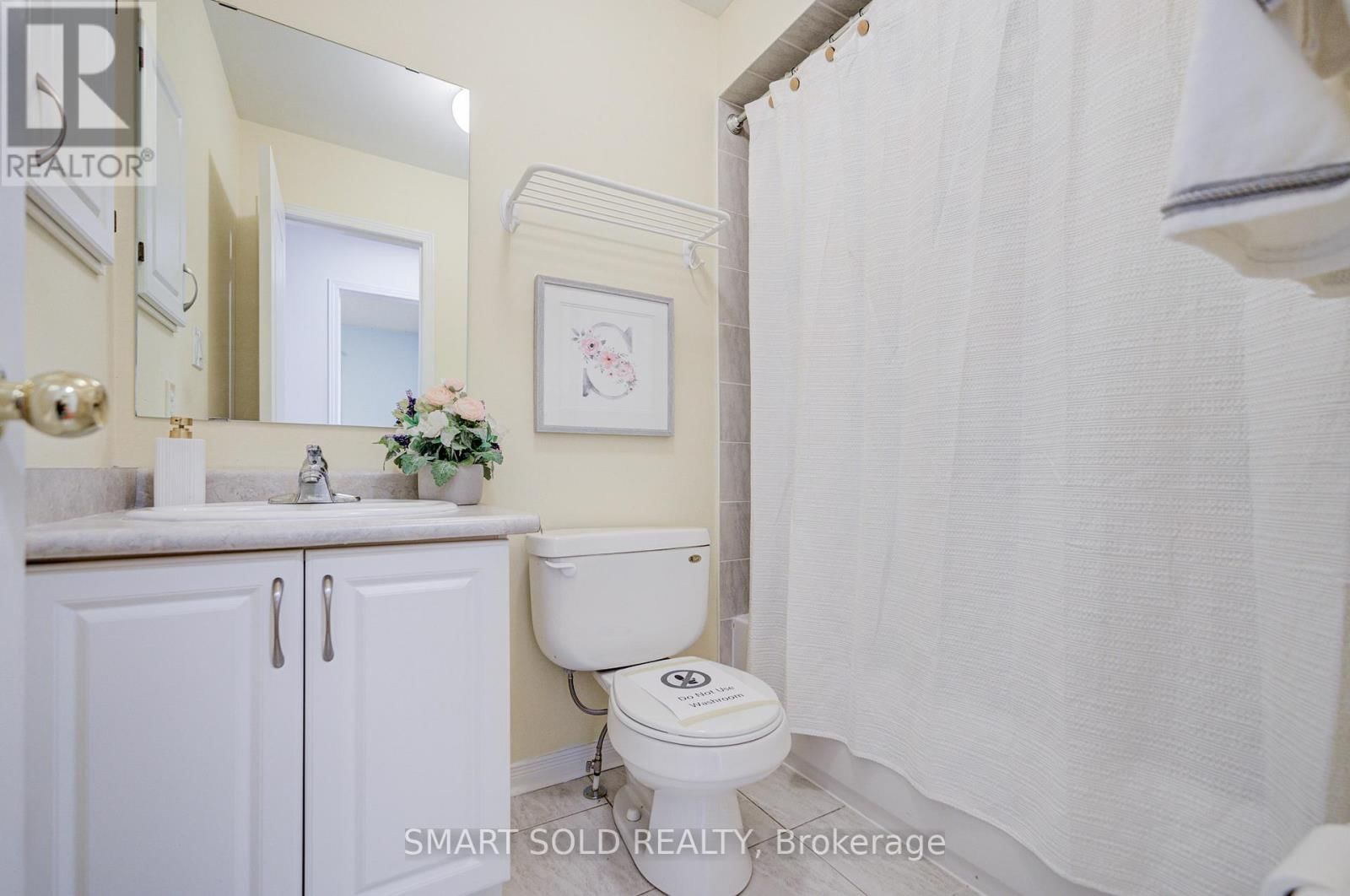 28 CATALPA CRESCENT Image 32