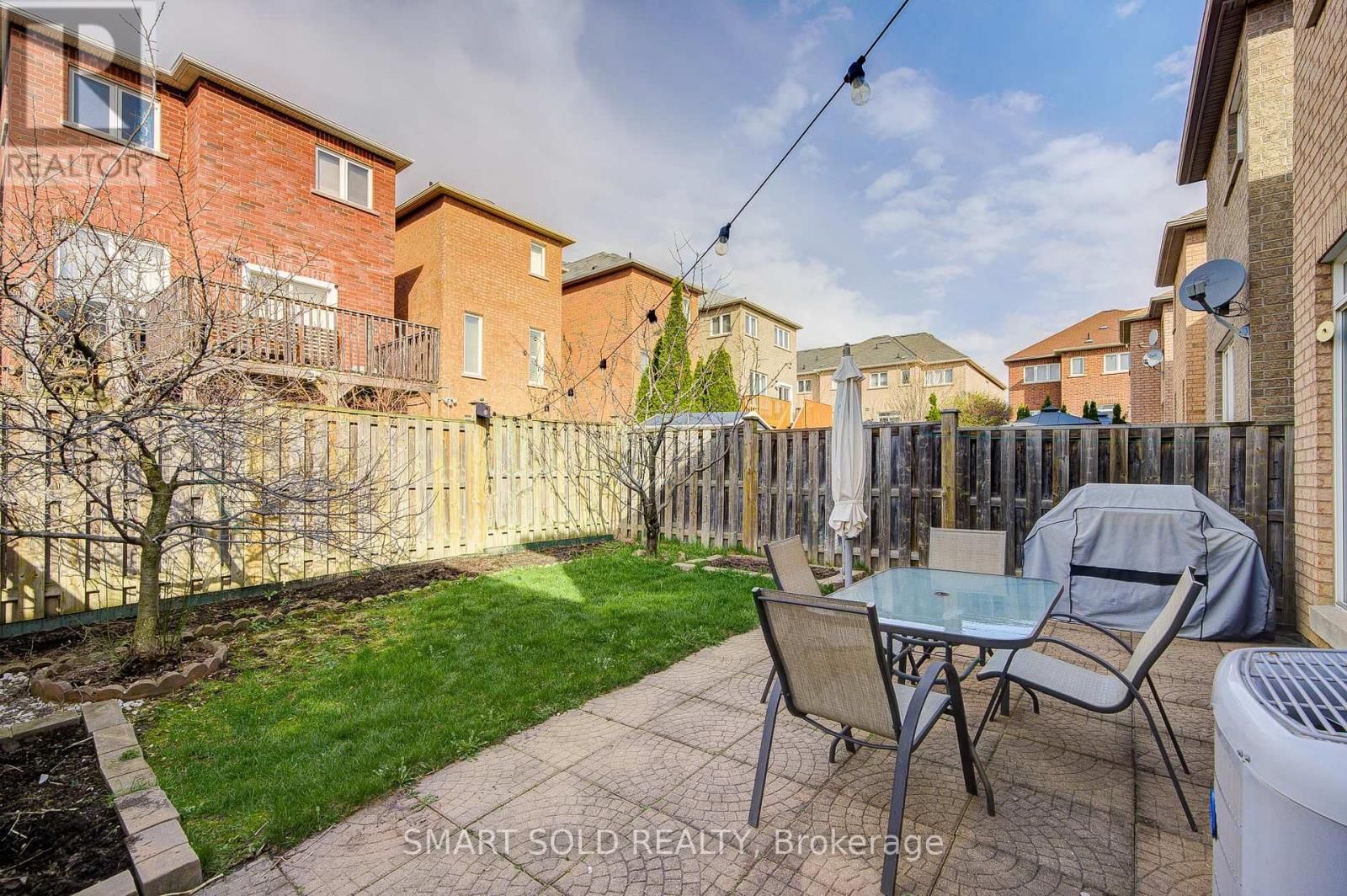 28 CATALPA CRESCENT Image 33