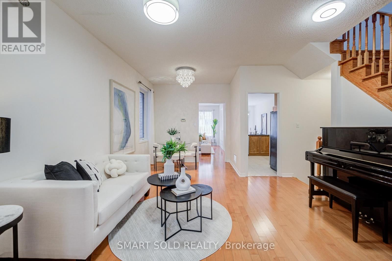 28 CATALPA CRESCENT Image 8