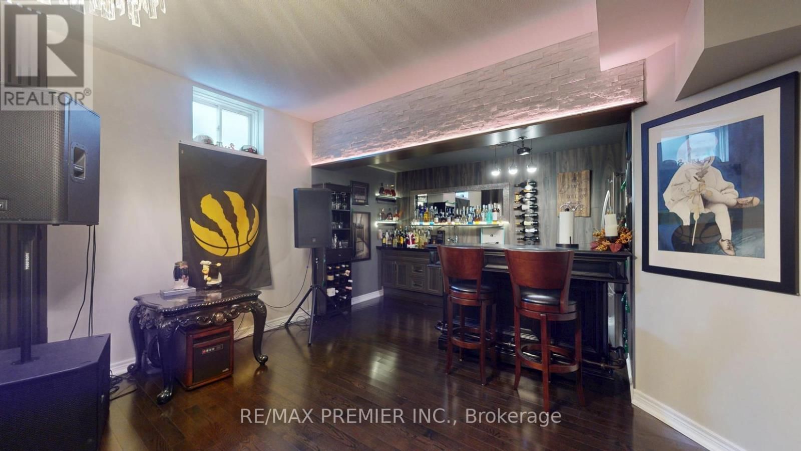 48 HERON HOLLOW AVENUE Image 18