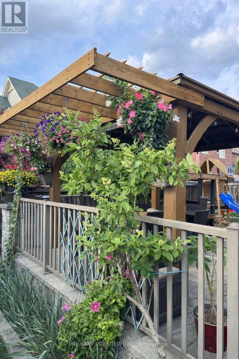 48 HERON HOLLOW AVENUE Image 21