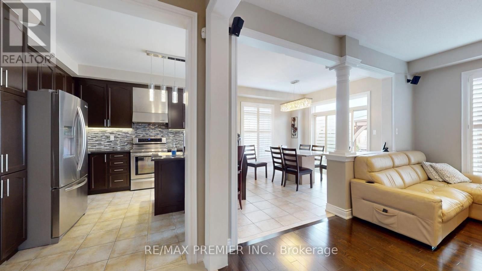 48 HERON HOLLOW AVENUE Image 8