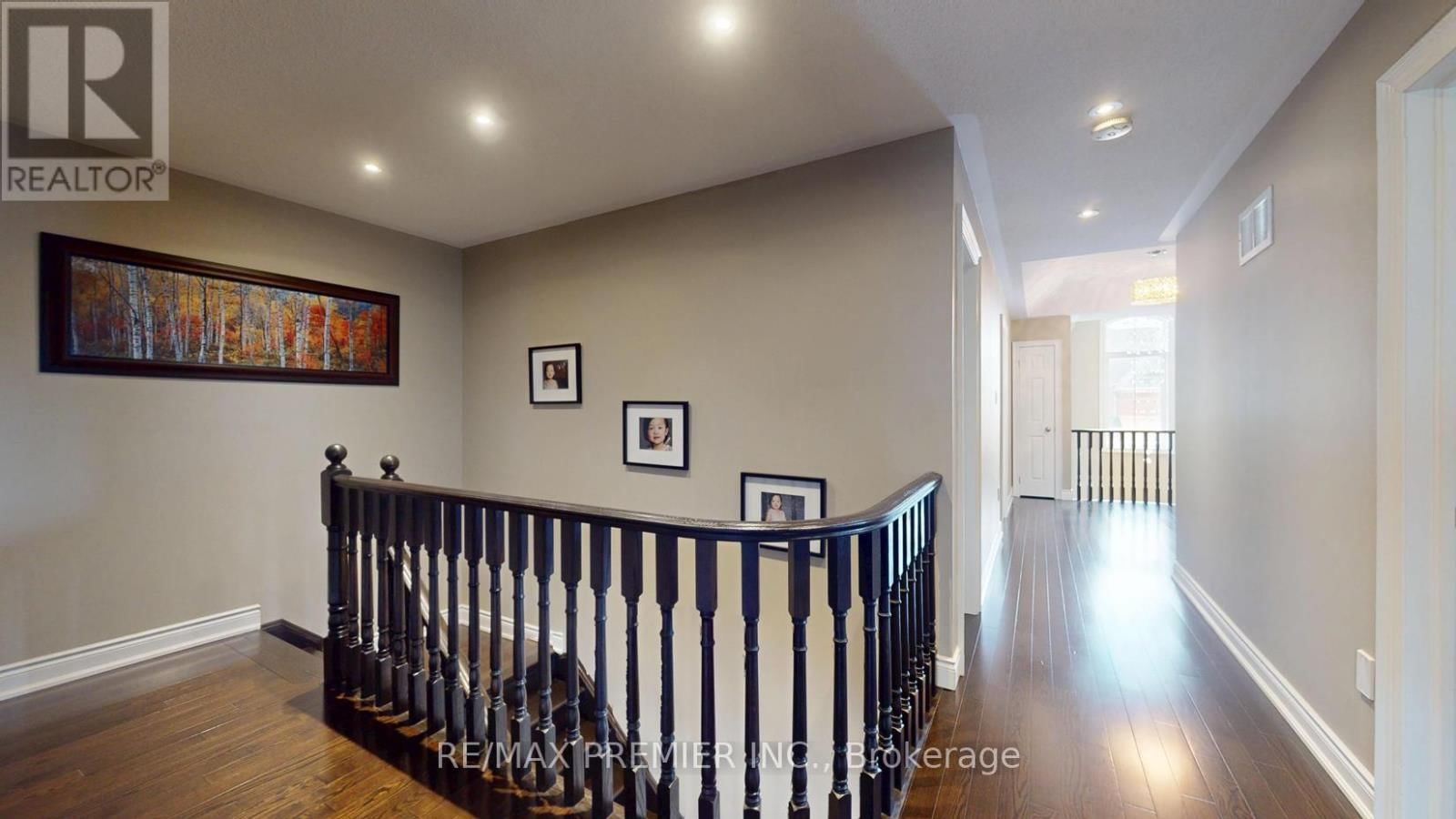 48 HERON HOLLOW AVENUE Image 9