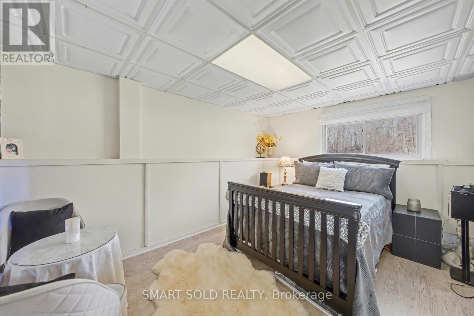 210 PARKVIEW DRIVE Image 29