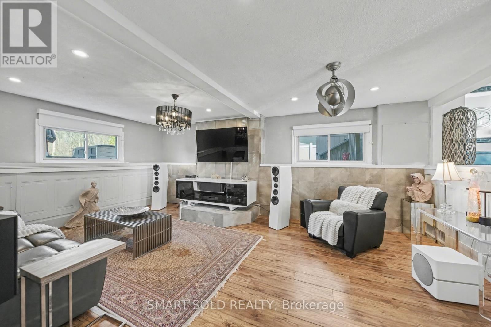 210 PARKVIEW DRIVE Image 34