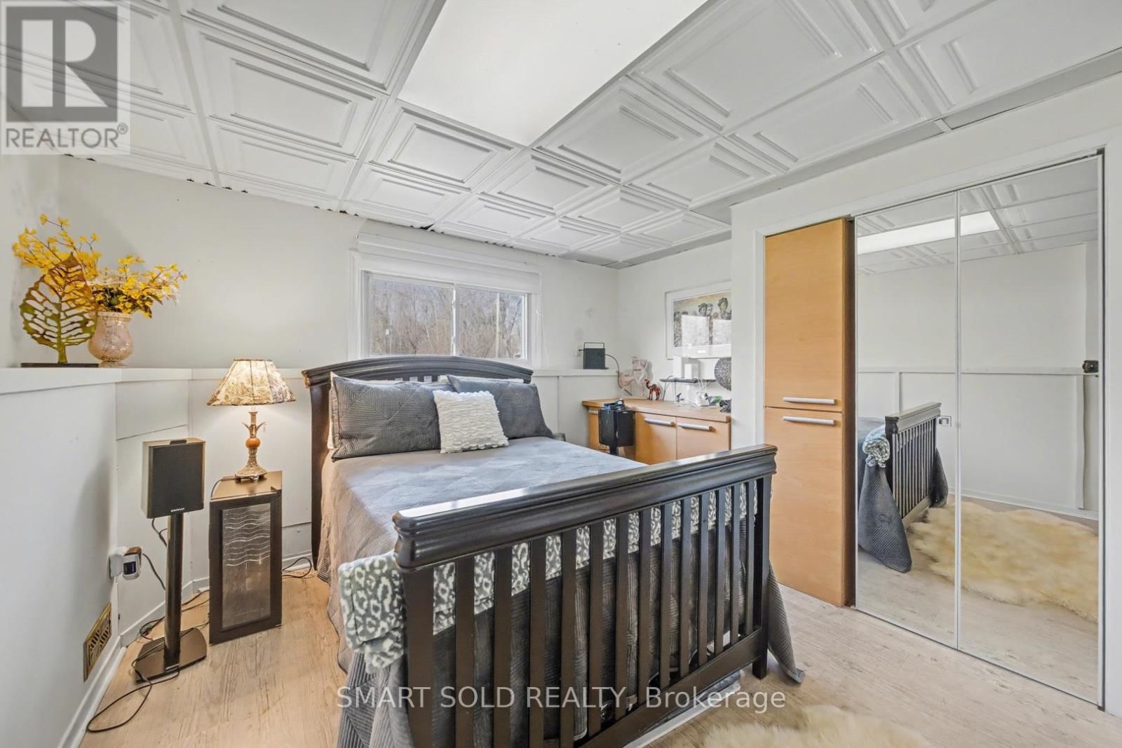 210 PARKVIEW DRIVE Image 37