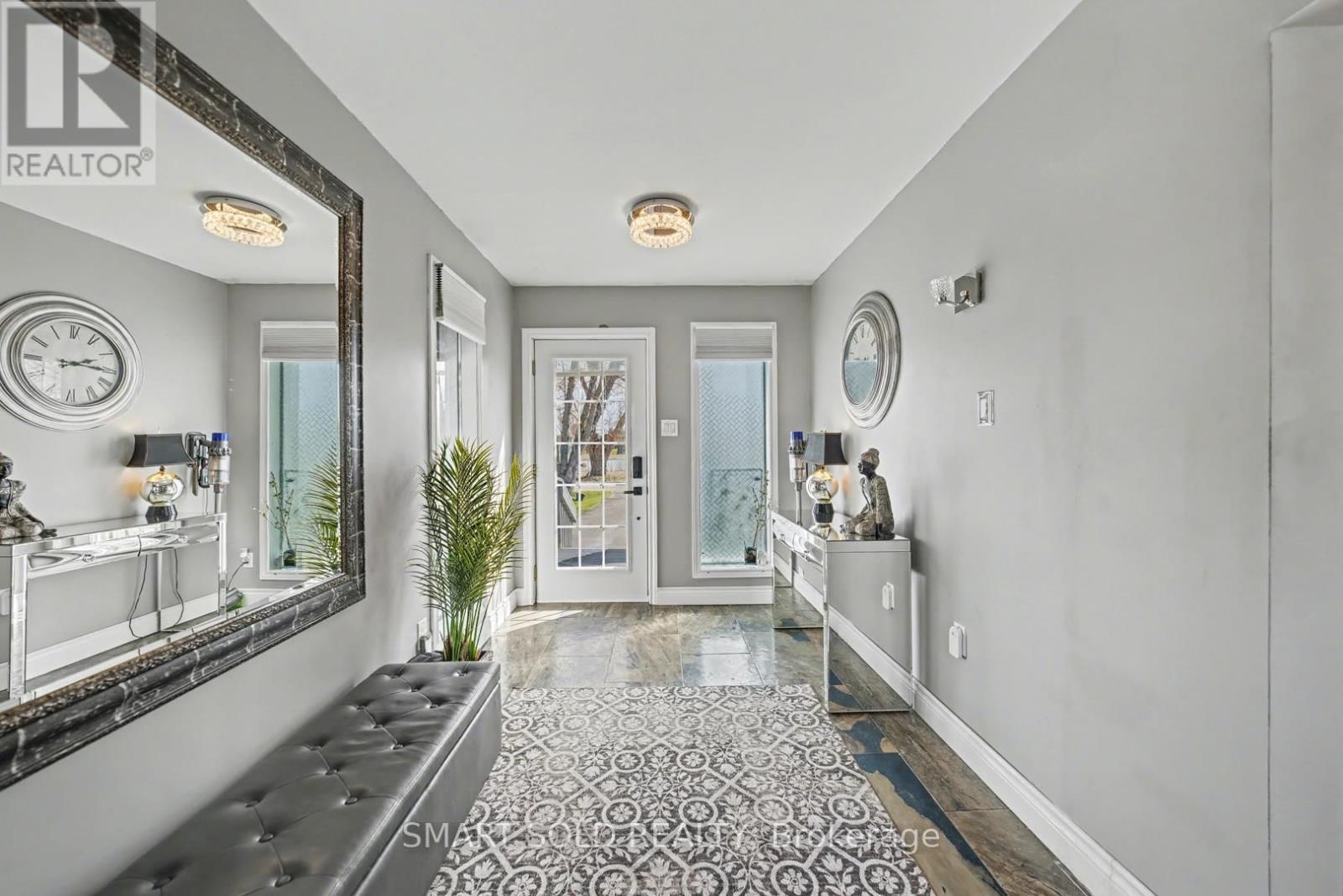 210 PARKVIEW DRIVE Image 6