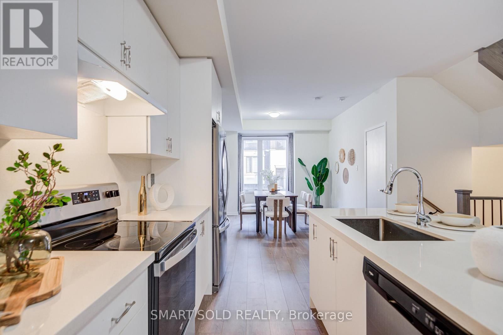 25 ORIGIN WAY Image 14