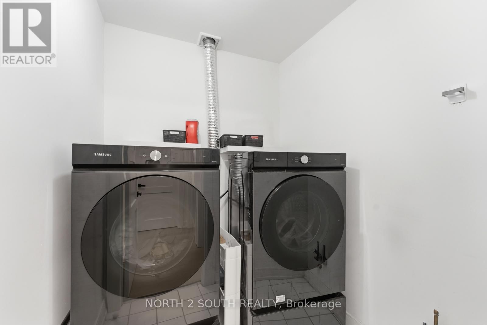 TH 23 - 100 ARBORS LANE Image 38