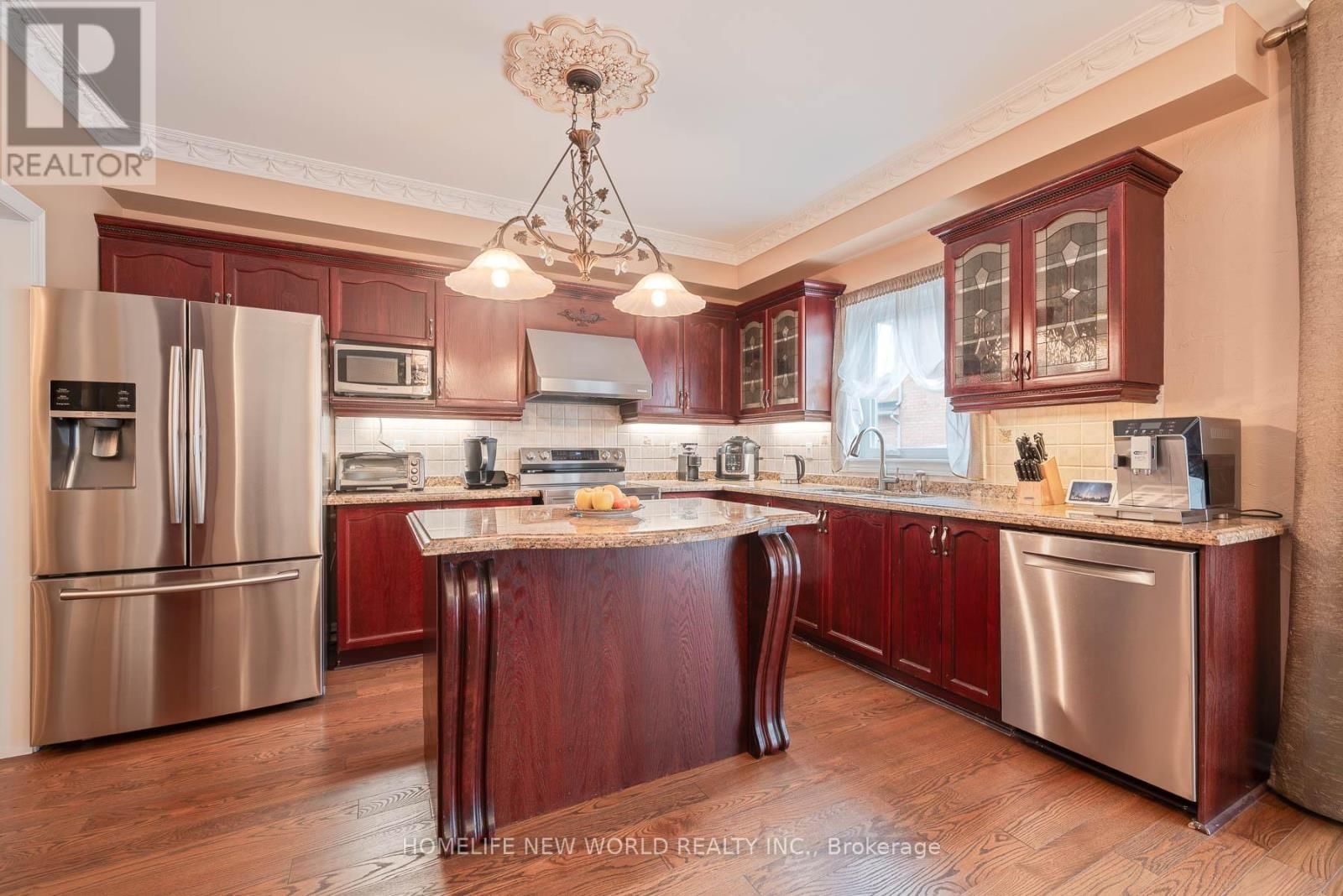 113 SONOMA BOULEVARD Image 13