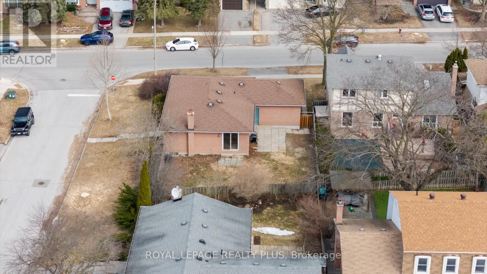 222 CENTRE STREET WEST Image 41