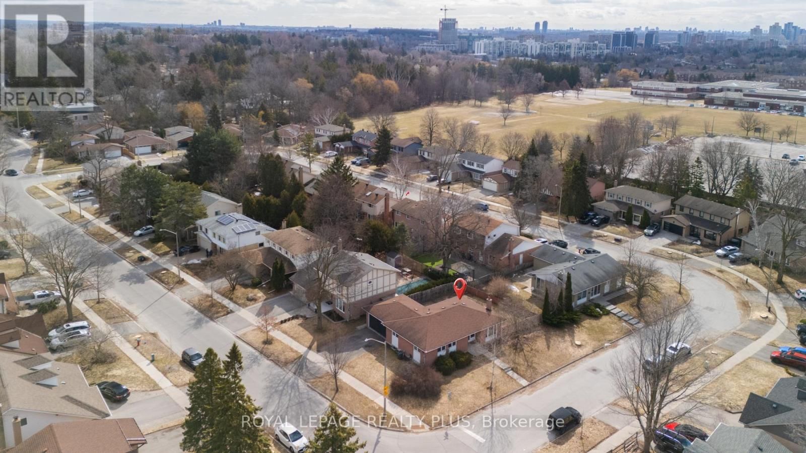 222 CENTRE STREET WEST Image 47