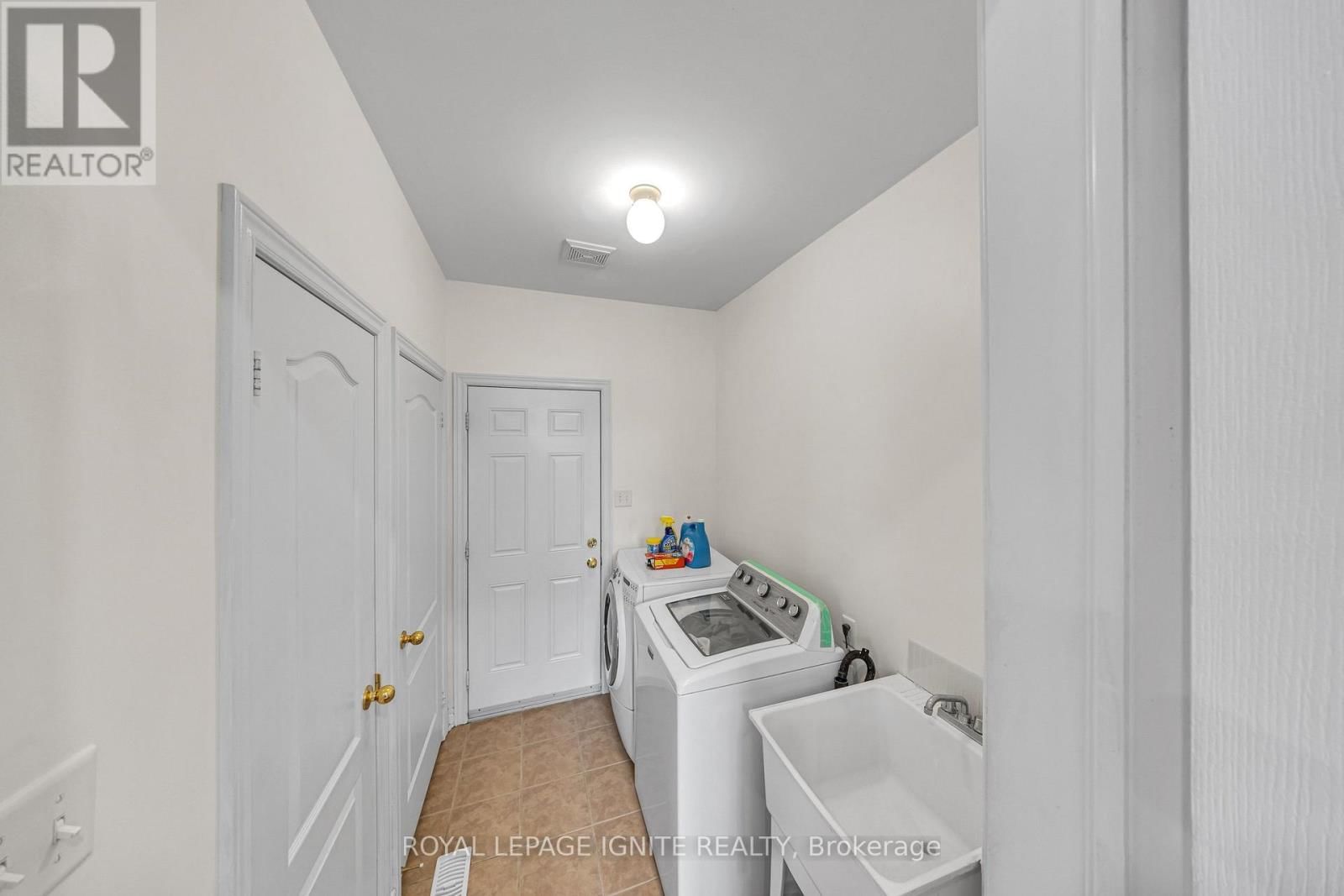 59 BOSWELL ROAD Image 17