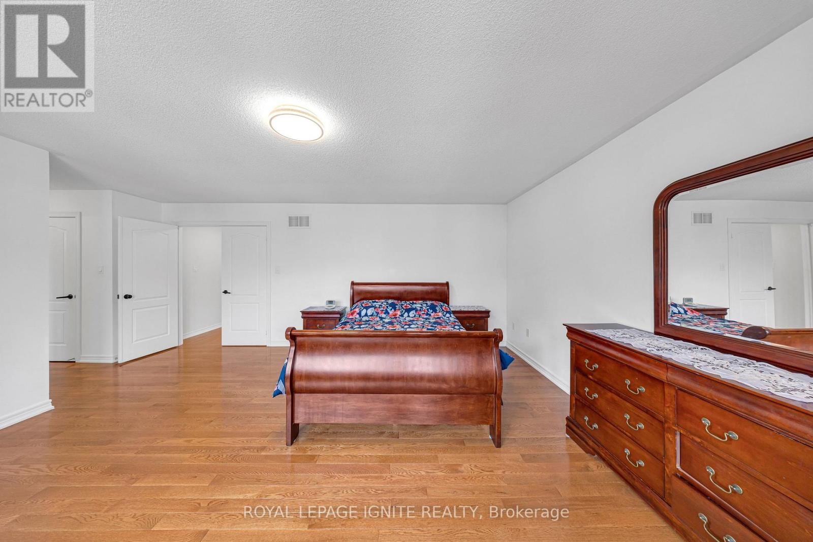 59 BOSWELL ROAD Image 27