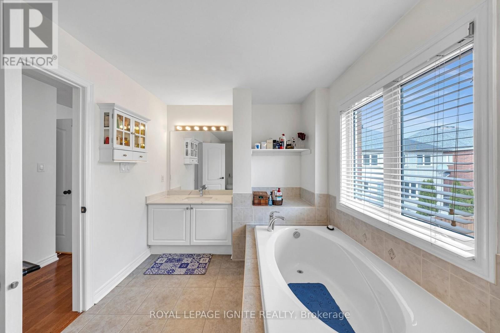 59 BOSWELL ROAD Image 32