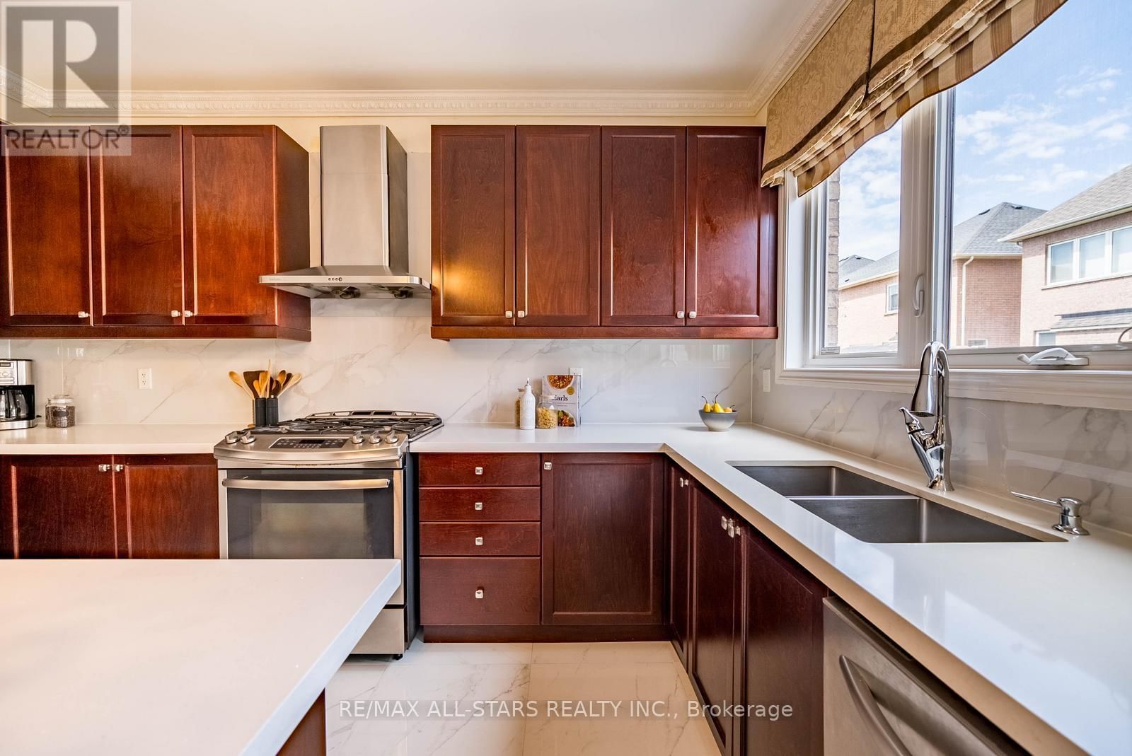 38 SUGARDALE STREET Image 18