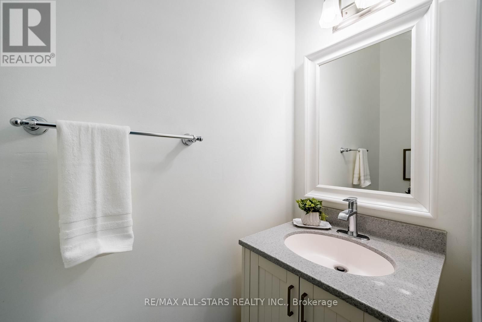 38 SUGARDALE STREET Image 28