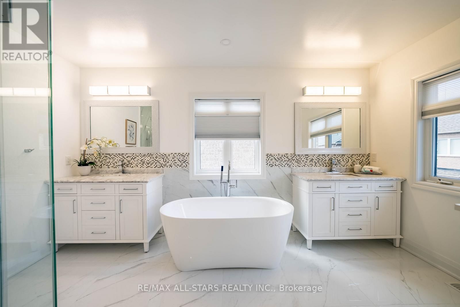 38 SUGARDALE STREET Image 33