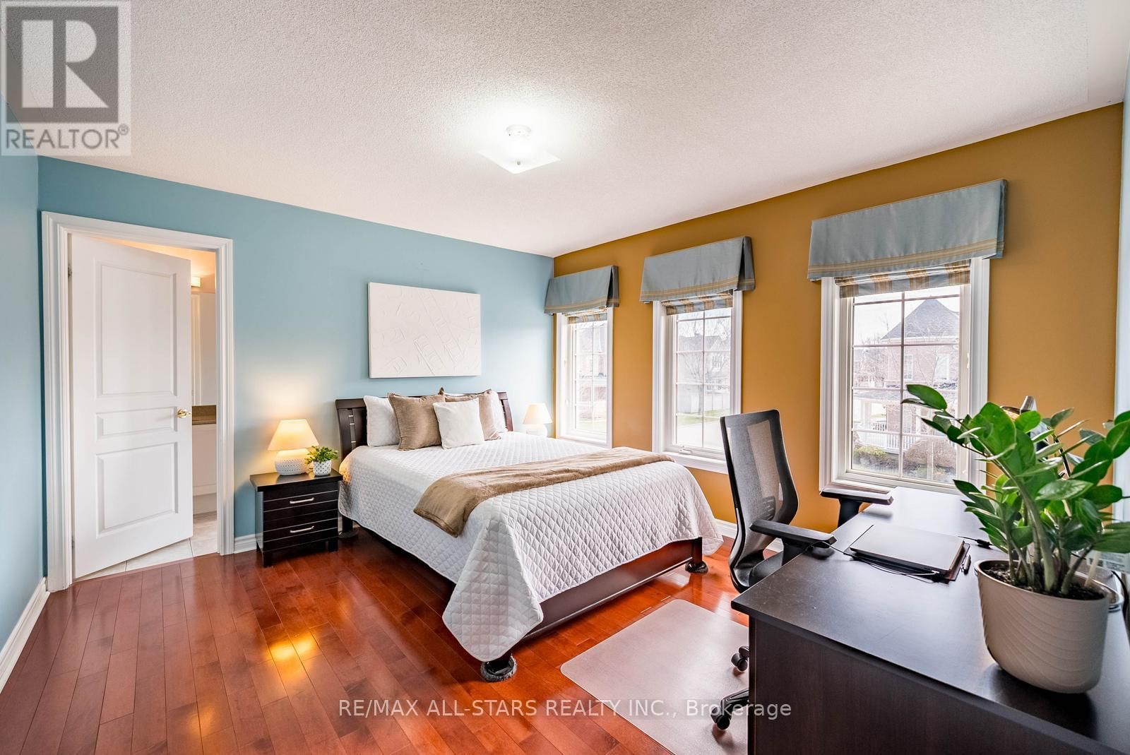 38 SUGARDALE STREET Image 36