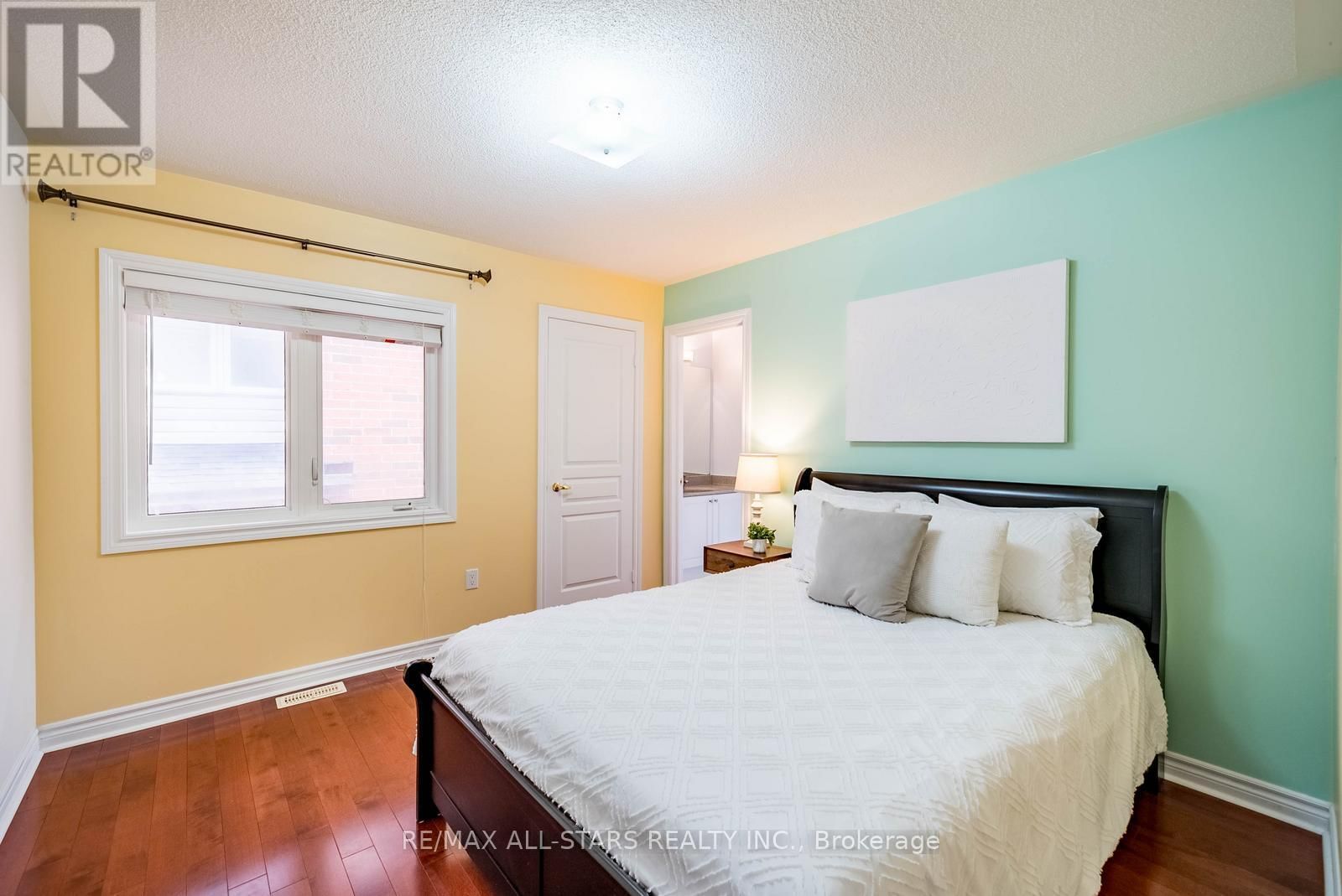 38 SUGARDALE STREET Image 38