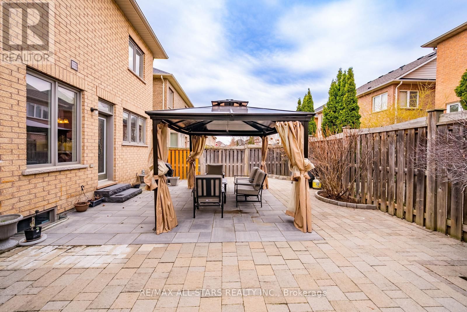 38 SUGARDALE STREET Image 40