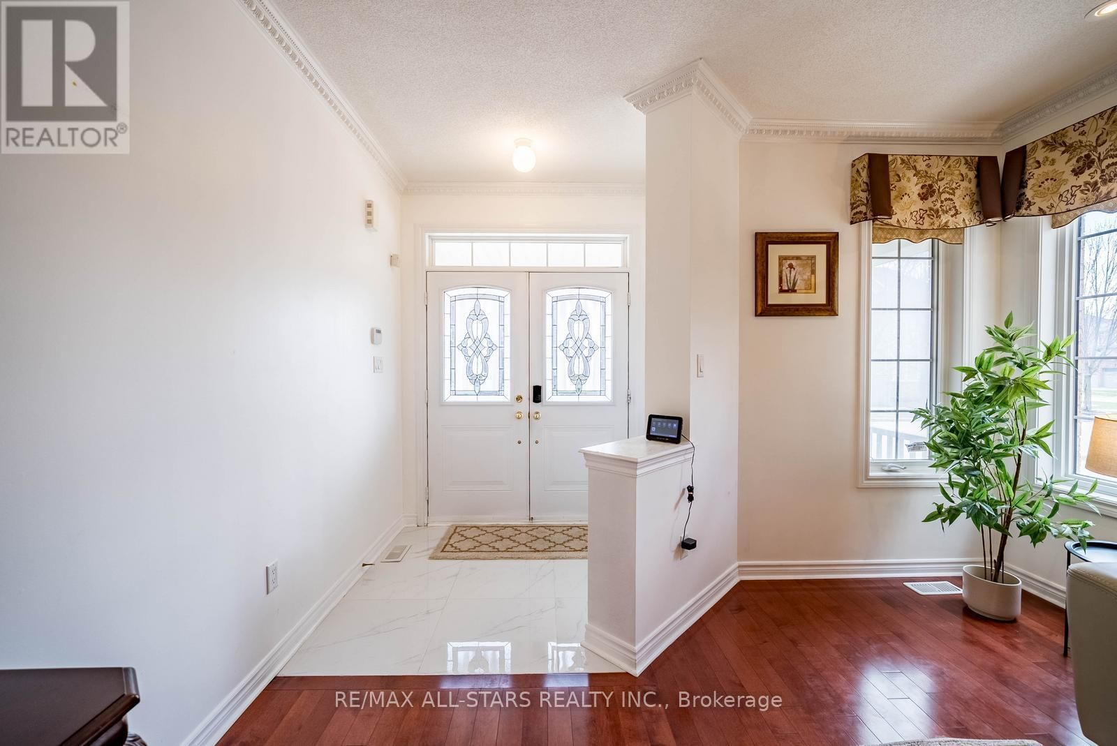 38 SUGARDALE STREET Image 9