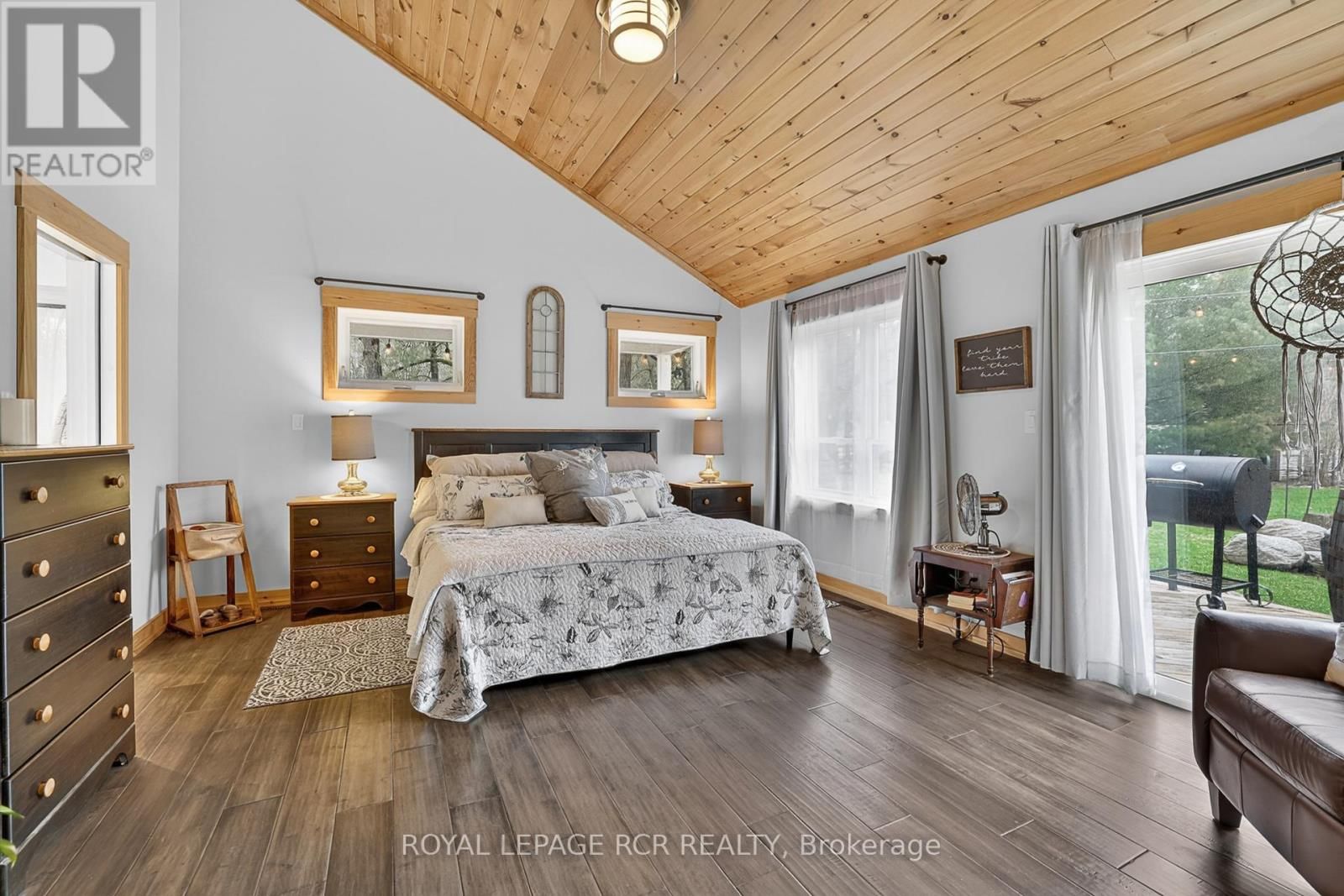 4143 VIVIAN ROAD Image 18