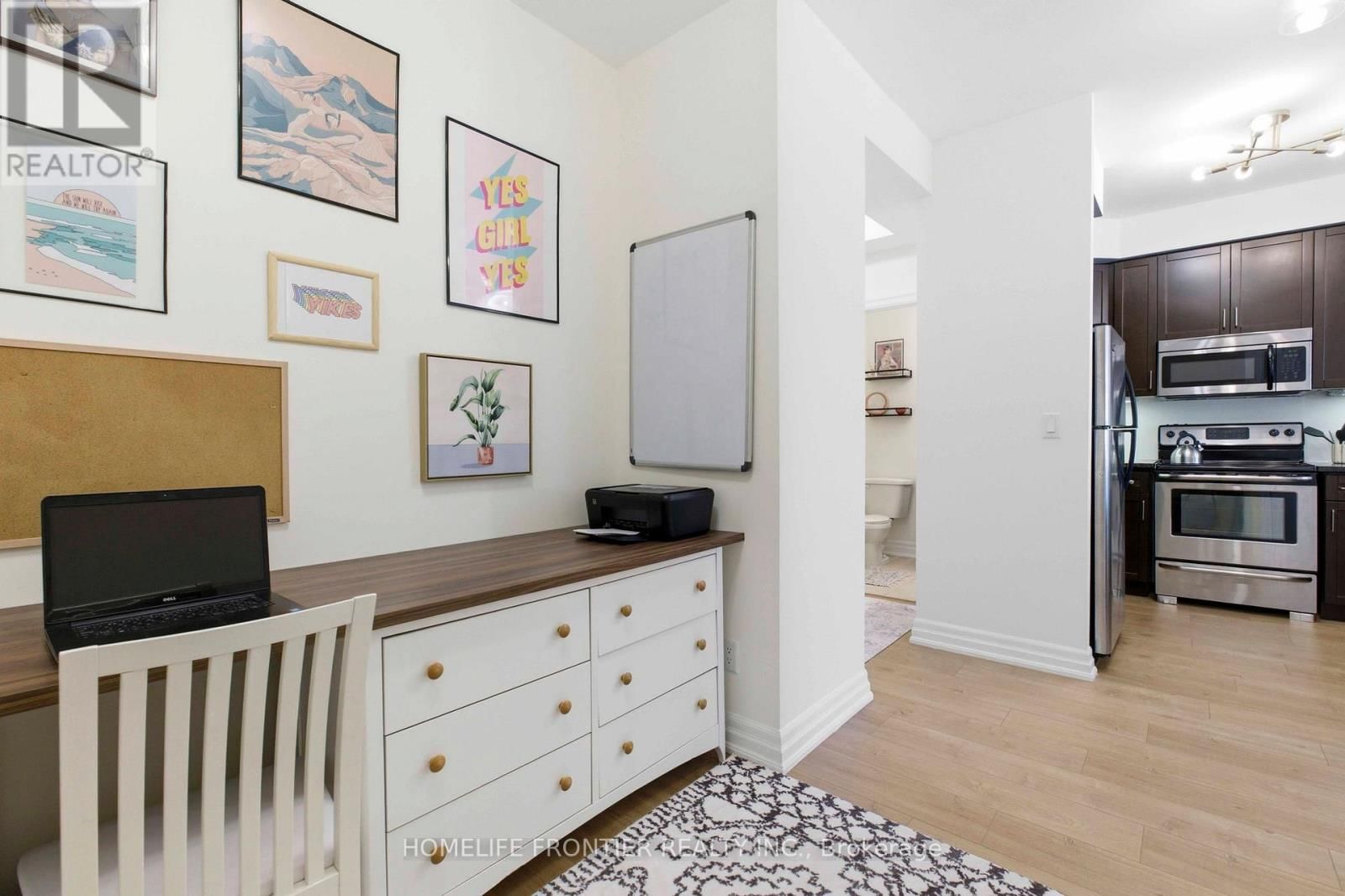 209 - 180 JOHN WEST WAY Image 7