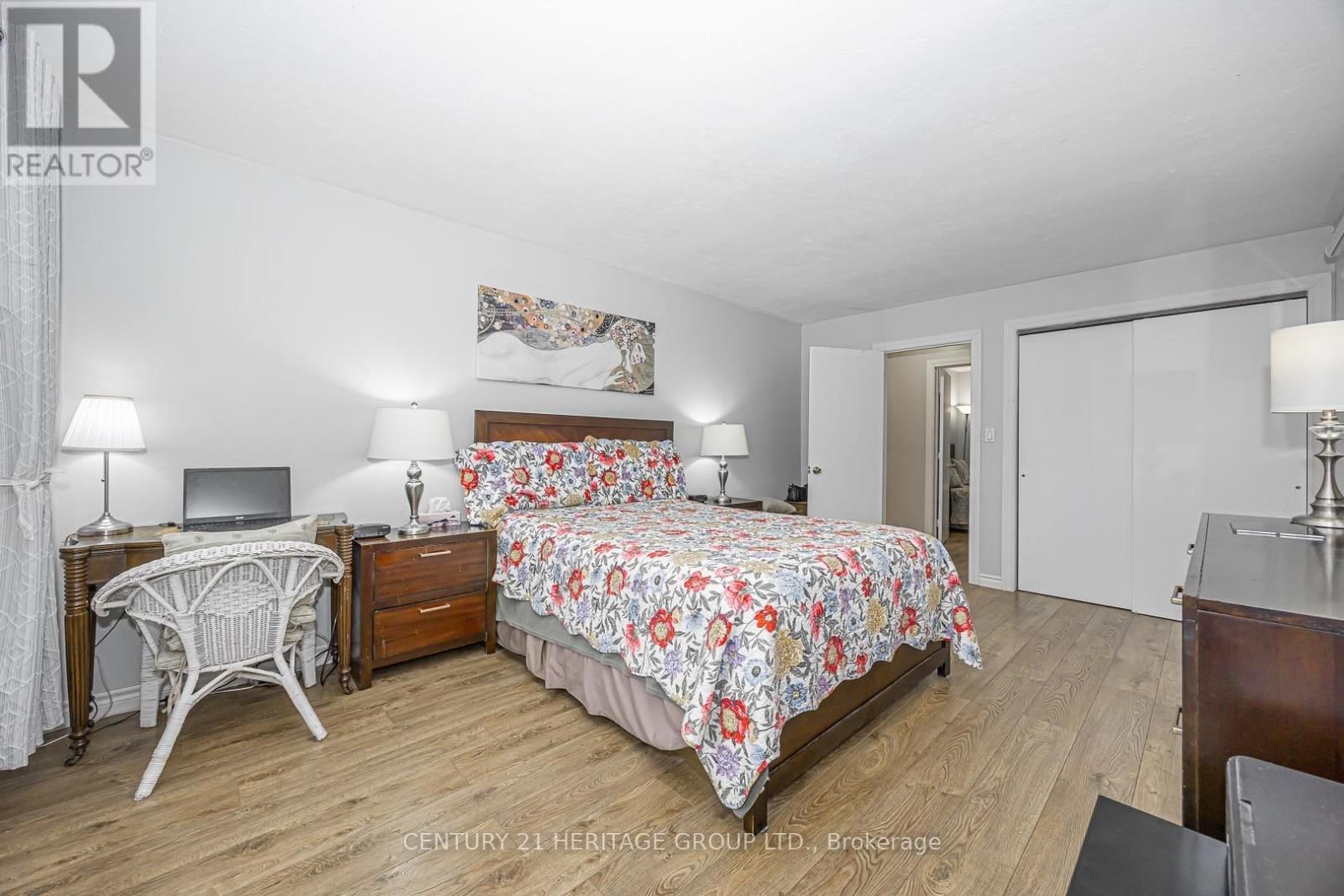 1059 GORHAM STREET Image 34