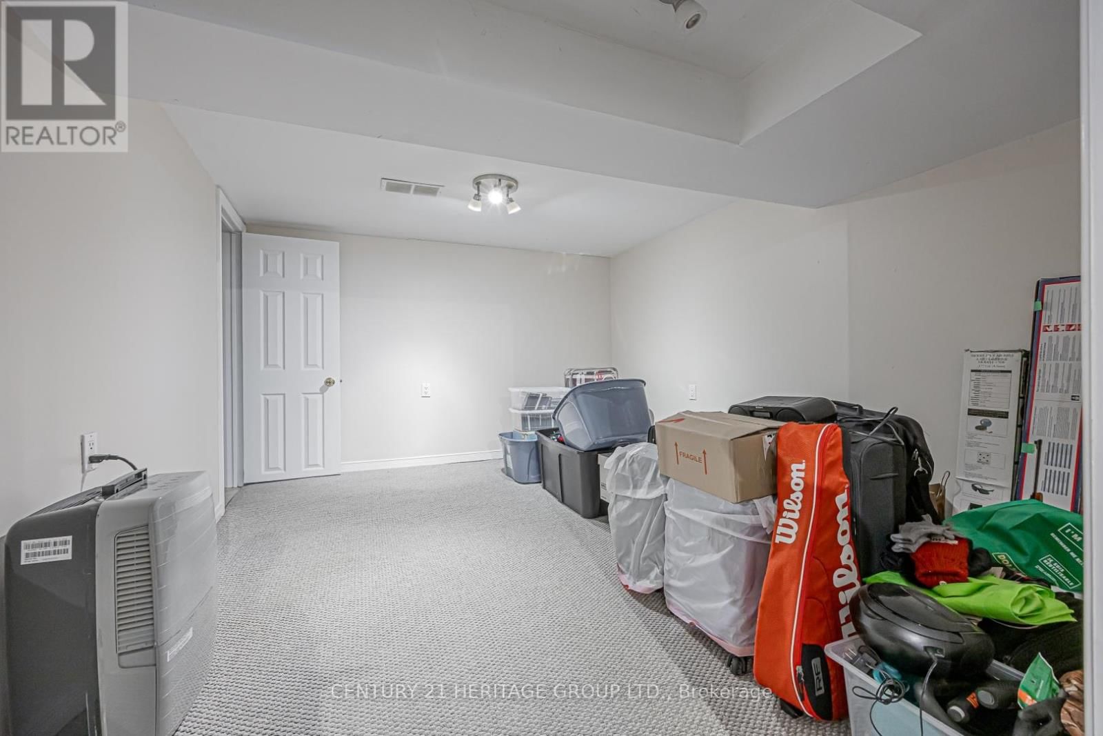 1059 GORHAM STREET Image 39