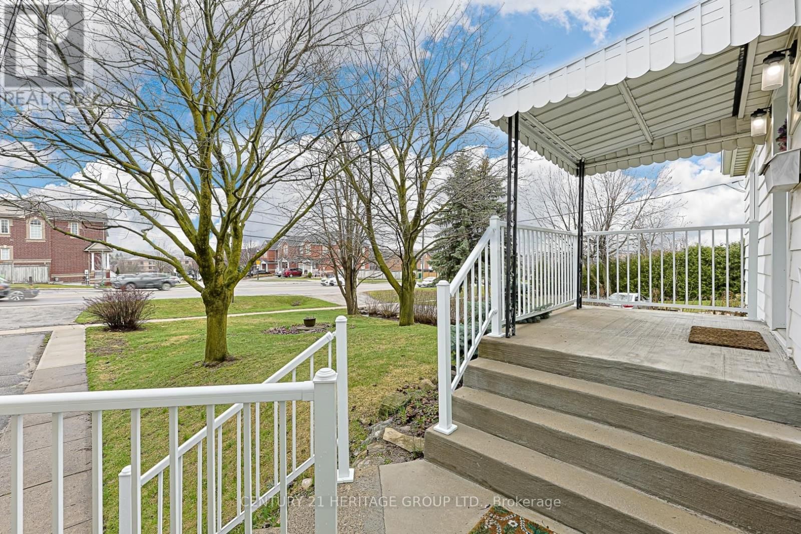 1059 GORHAM STREET Image 6