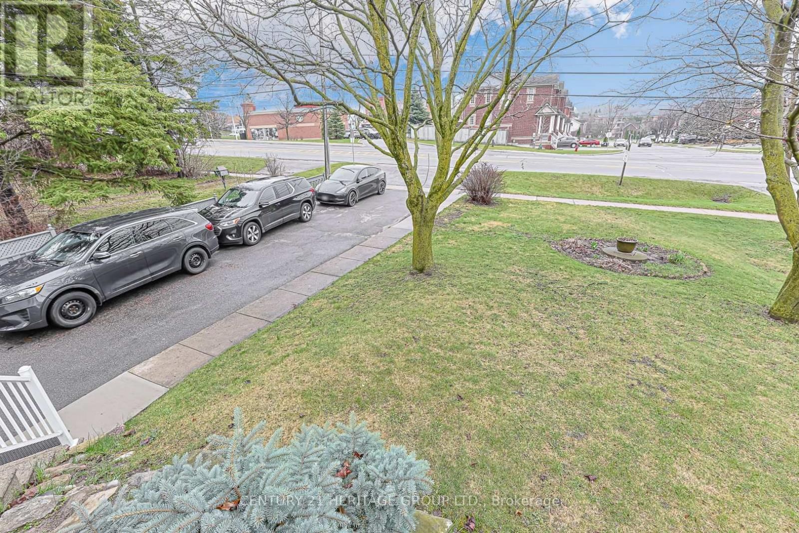 1059 GORHAM STREET Image 8