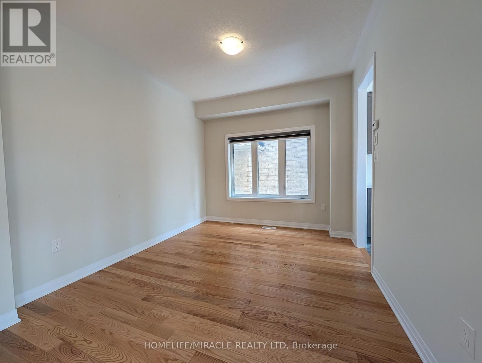 1285 BRODERICK STREET Image 14