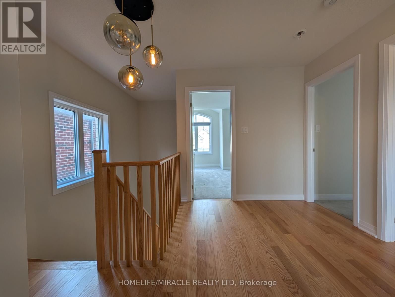 1285 BRODERICK STREET Image 19