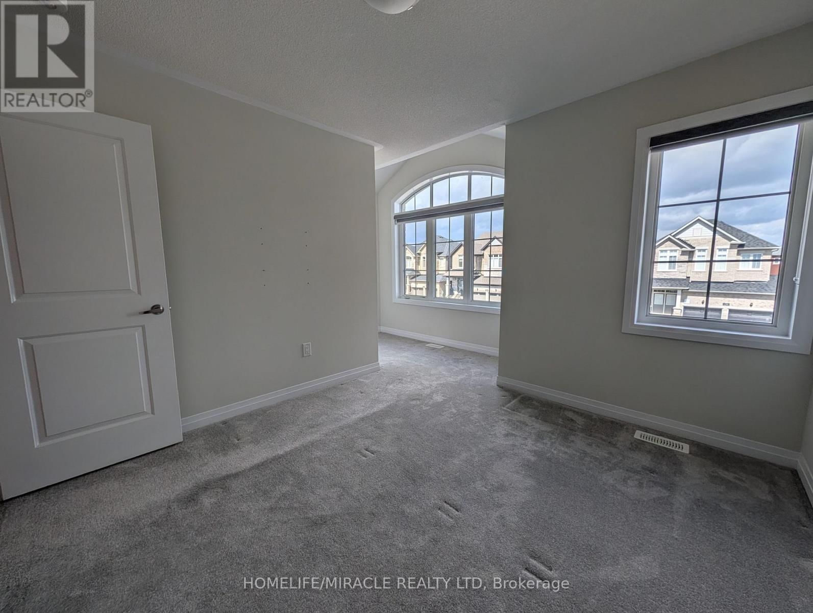 1285 BRODERICK STREET Image 21