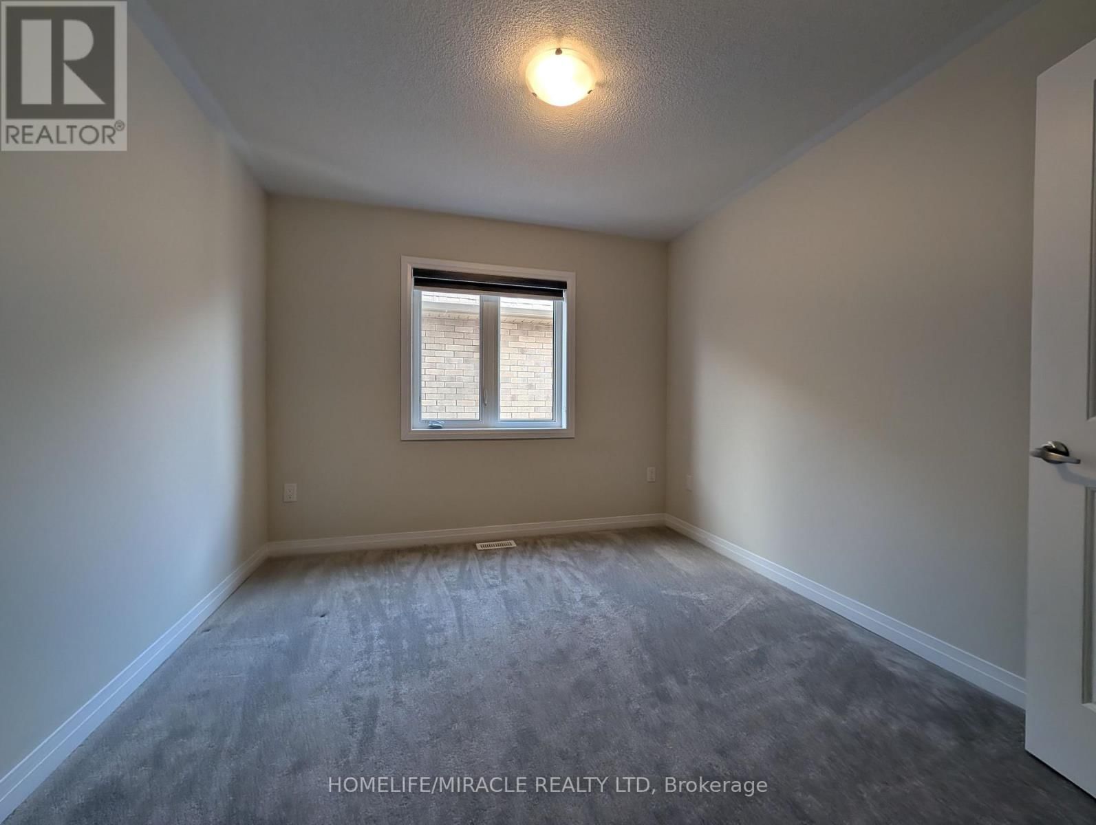 1285 BRODERICK STREET Image 28