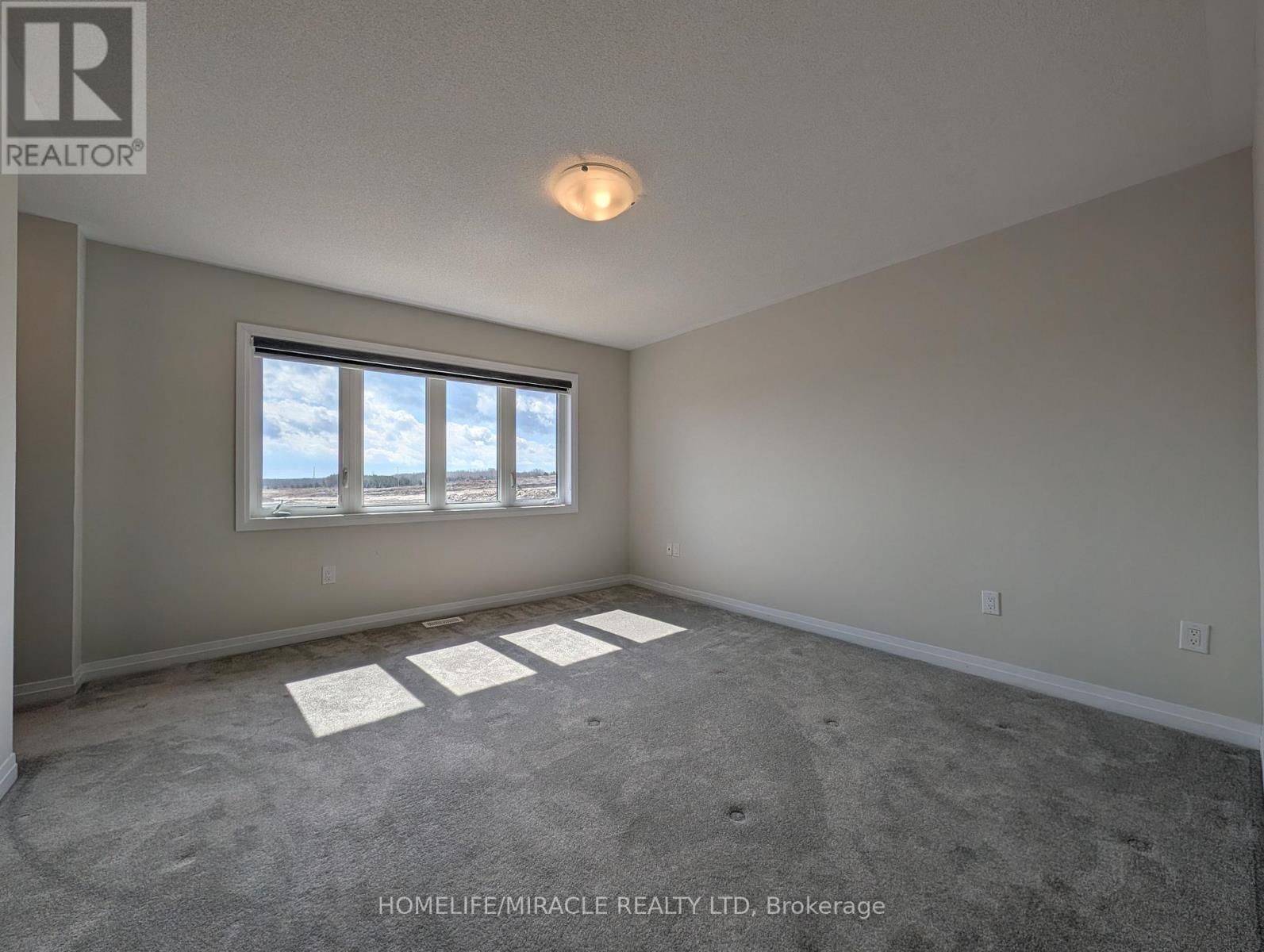 1285 BRODERICK STREET Image 29