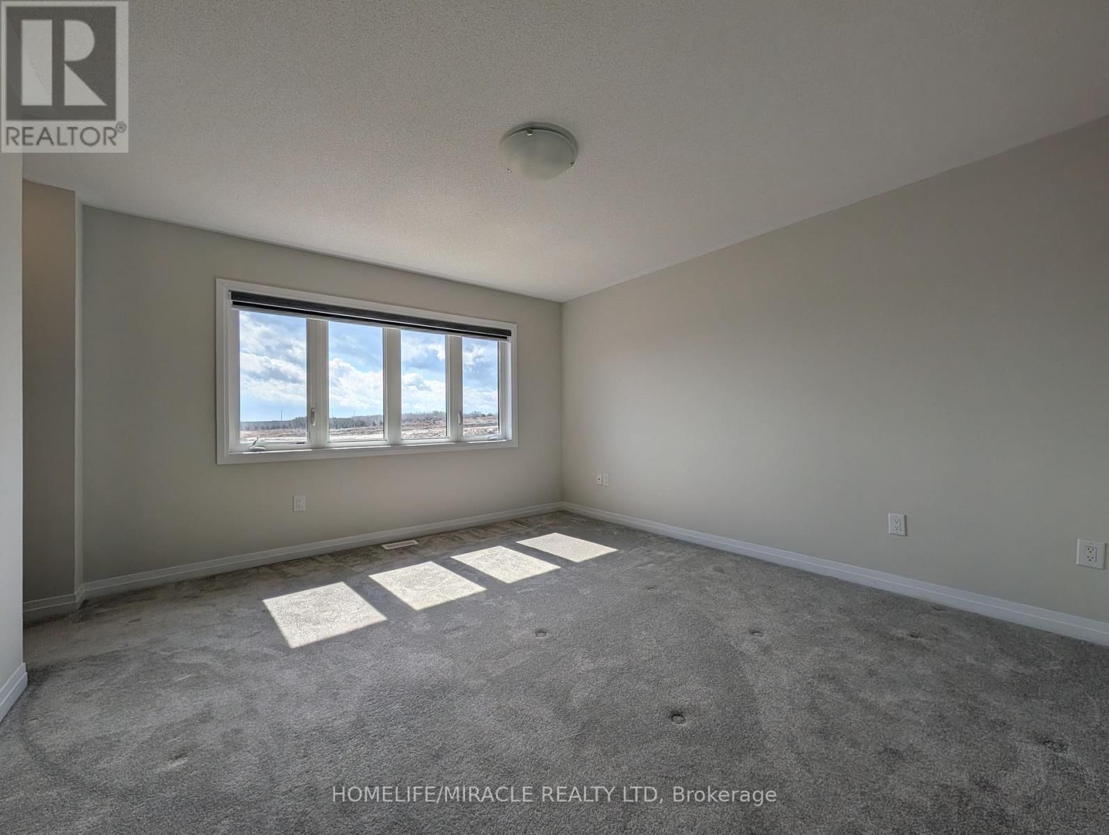 1285 BRODERICK STREET Image 31