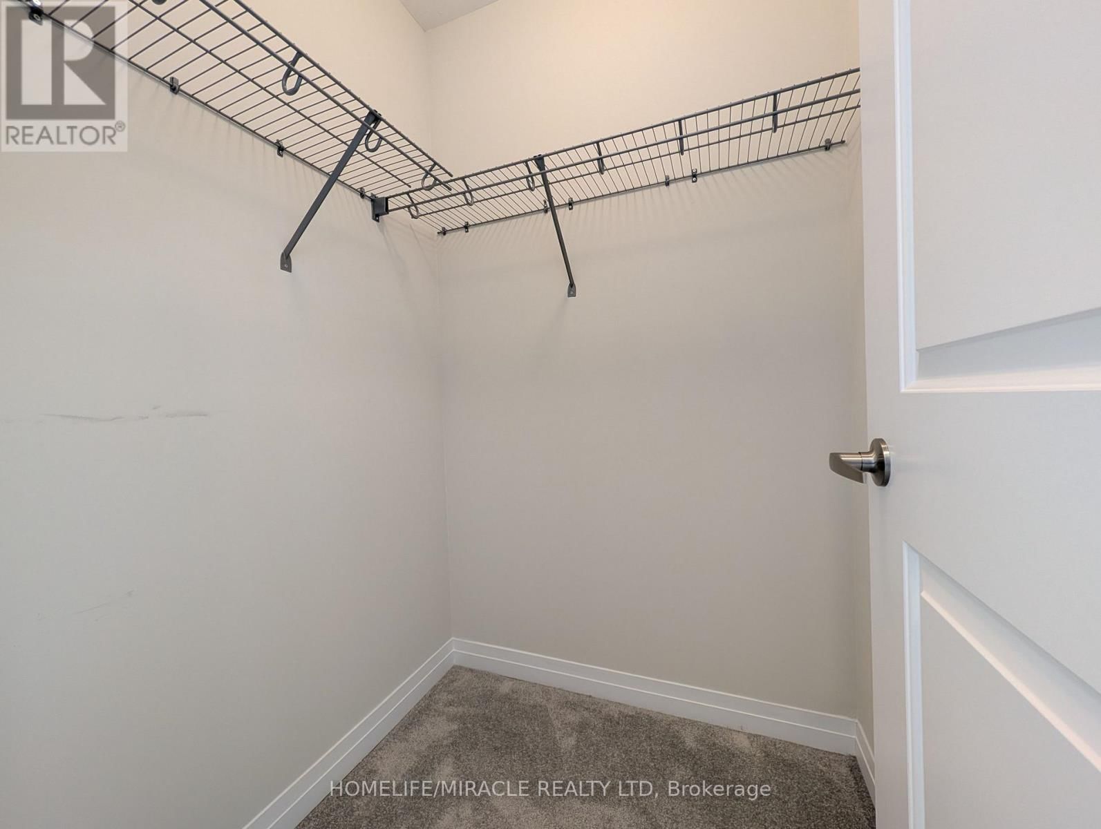 1285 BRODERICK STREET Image 36