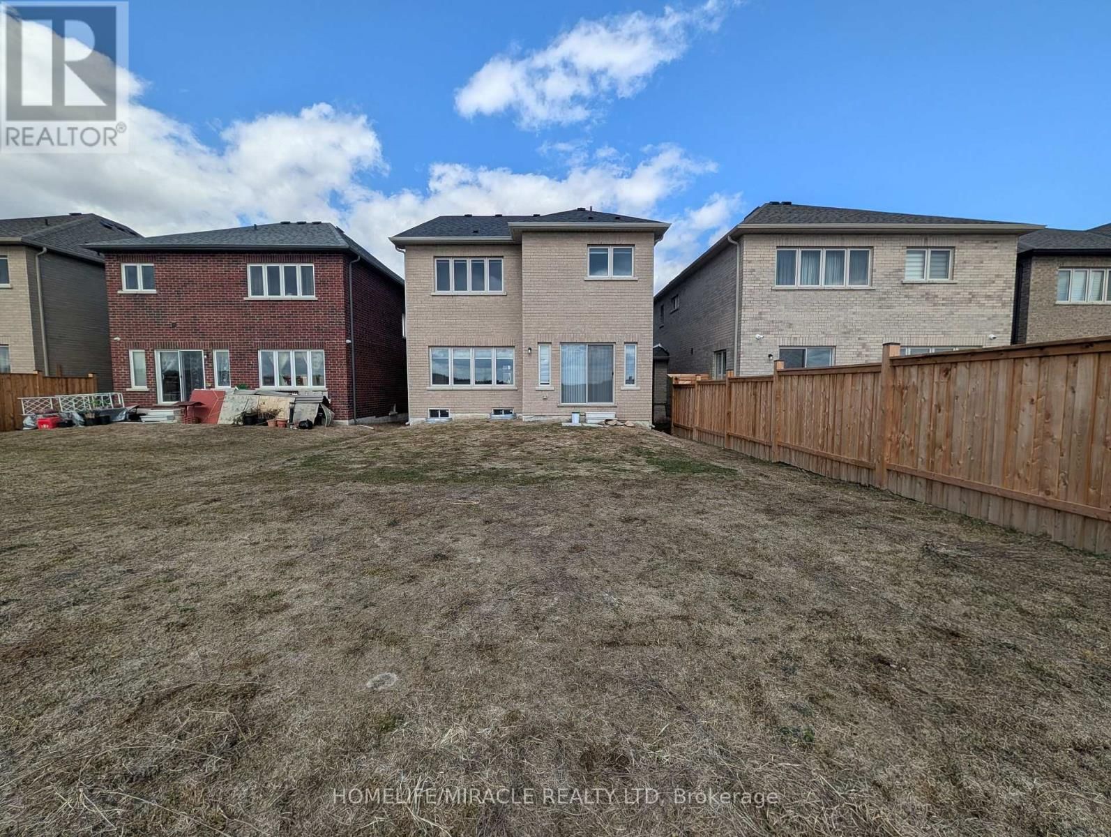 1285 BRODERICK STREET Image 41