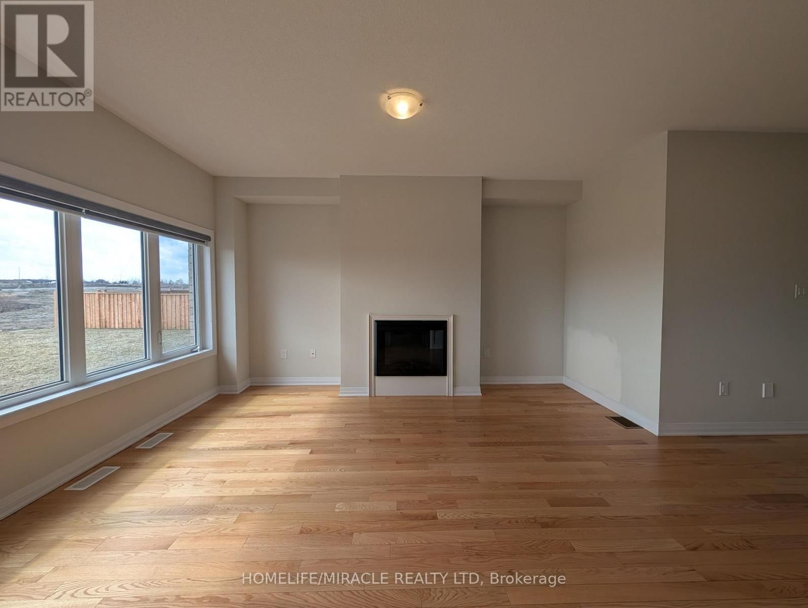 1285 BRODERICK STREET Image 6