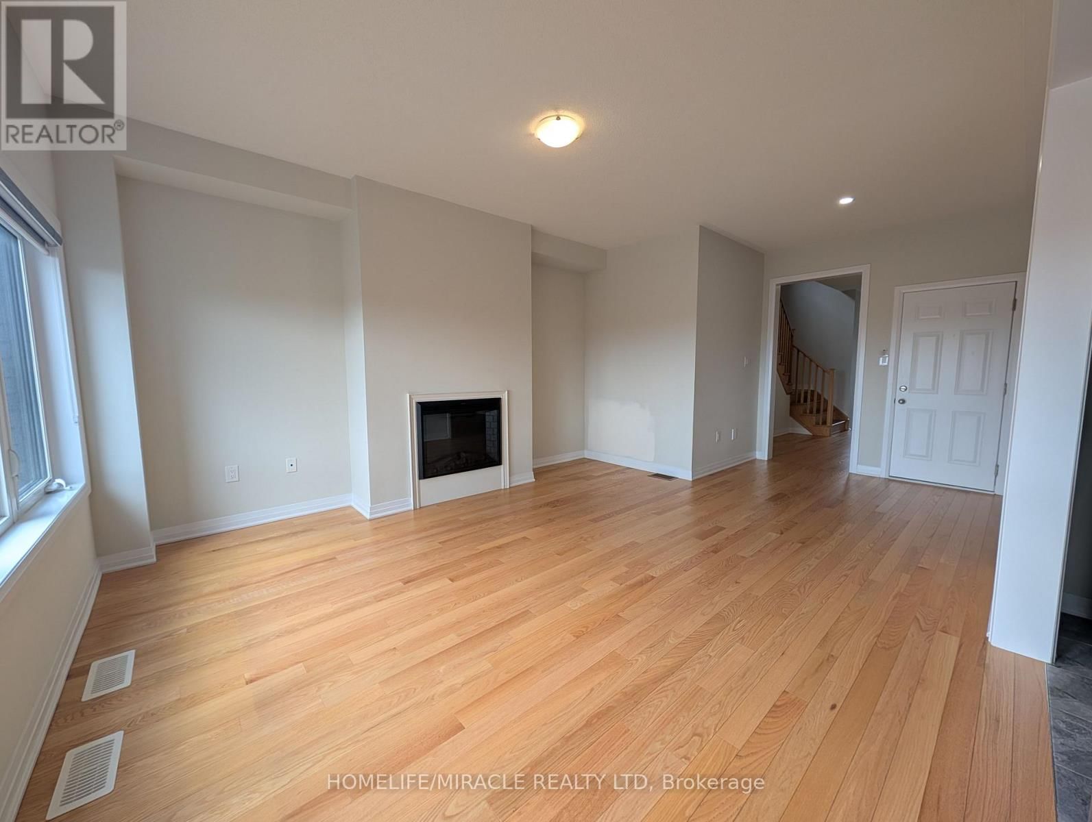 1285 BRODERICK STREET Image 7