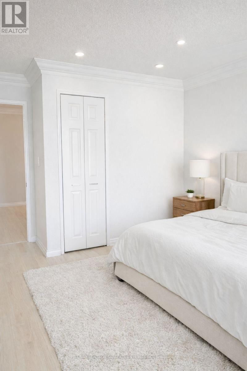 404 - 326 MAJOR MACKENZIE DRIVE EAST Image 22