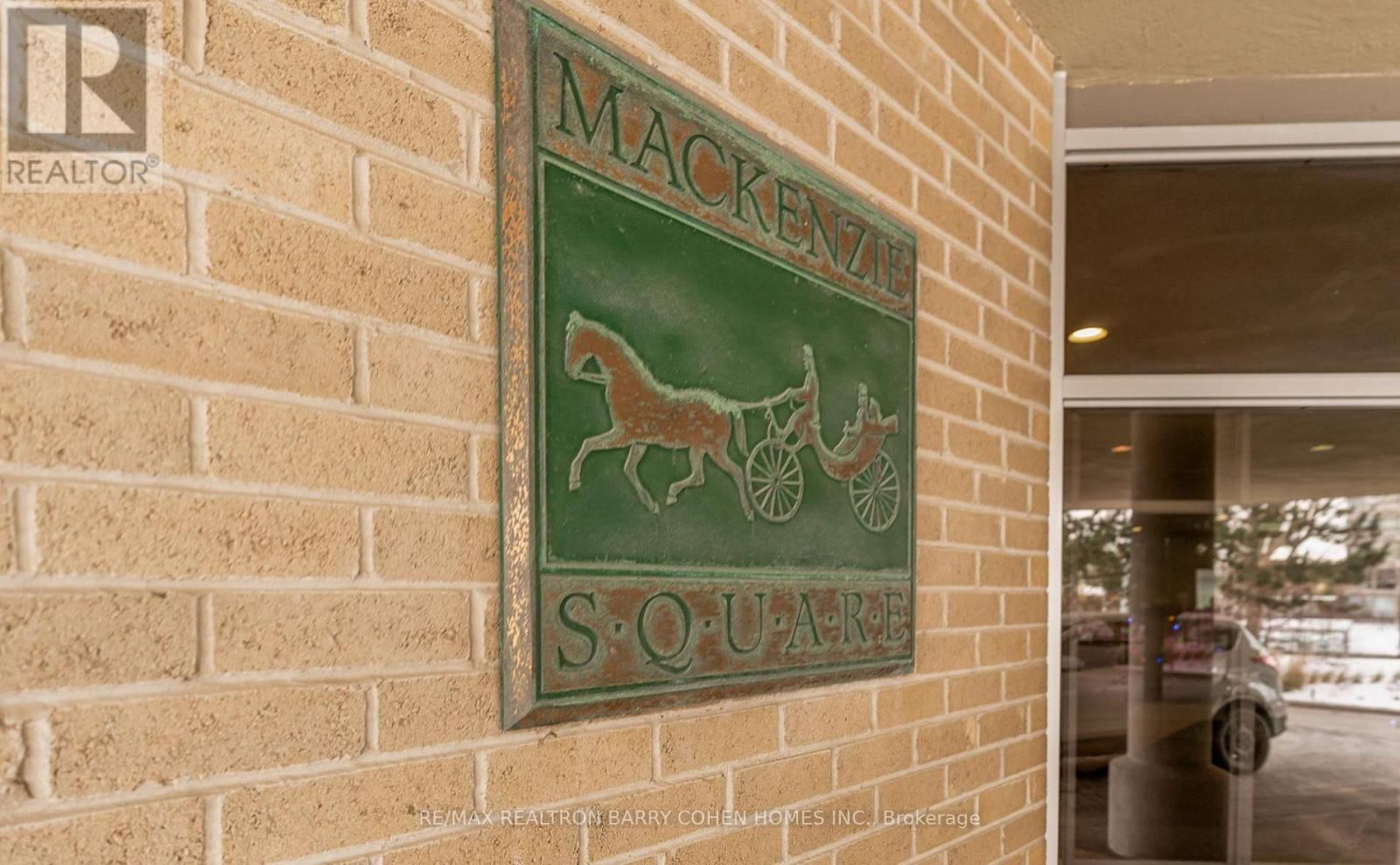 404 - 326 MAJOR MACKENZIE DRIVE EAST Image 3